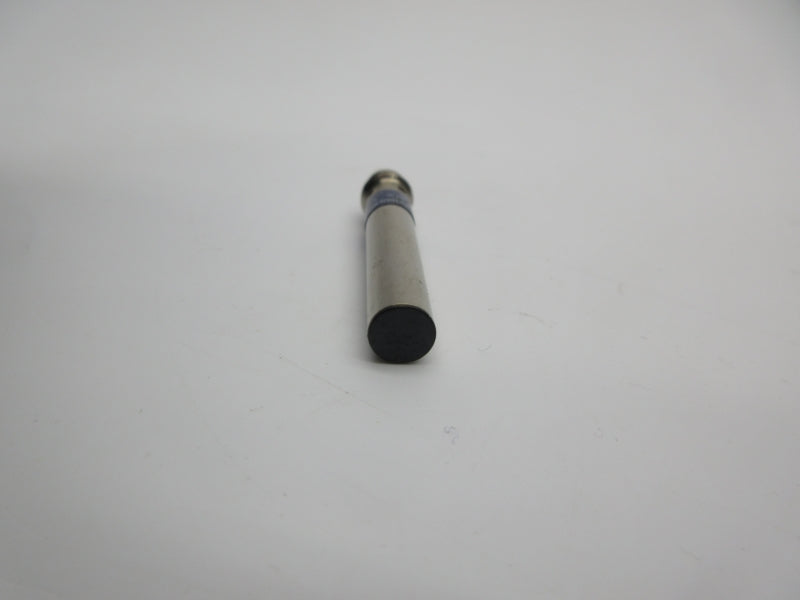 TELEMECANIQUE XS106B3PAM8 12-24VDC NSNP