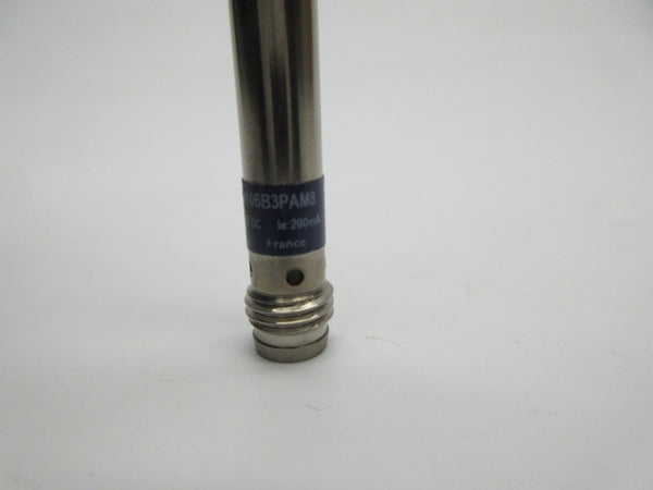 TELEMECANIQUE XS106B3PAM8 12-24VDC NSNP