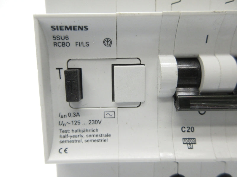 SIEMENS 5SU6C20 125/230V 20A NSNP