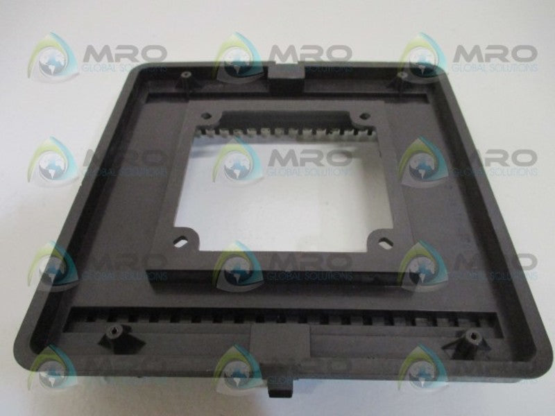 SIEMENS 488-60010-01 TERMINAL BOARD UNMP