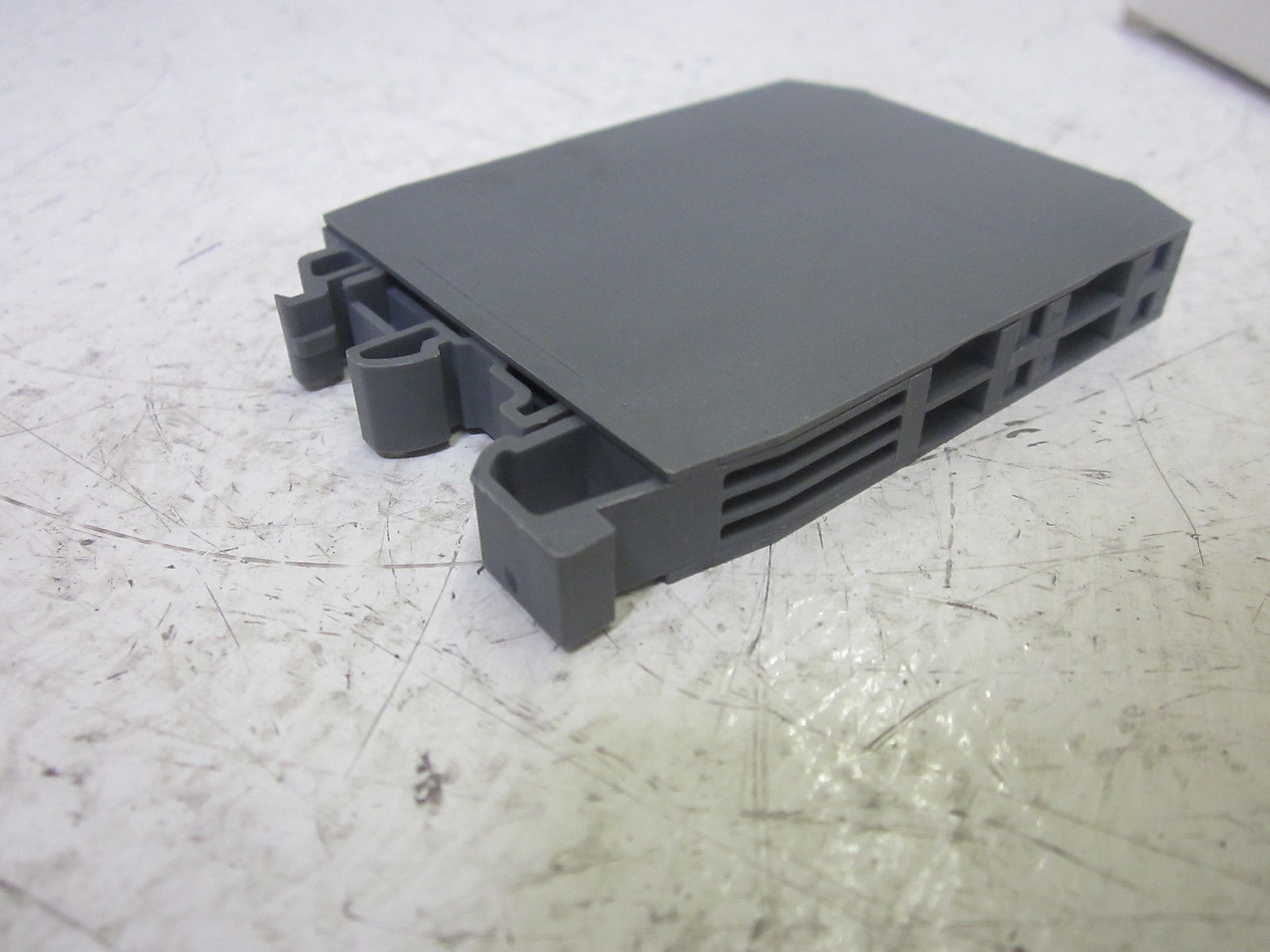 ABB 1SNA630006R0500RB121B INTERFACE RELAY 230VAC NSMP