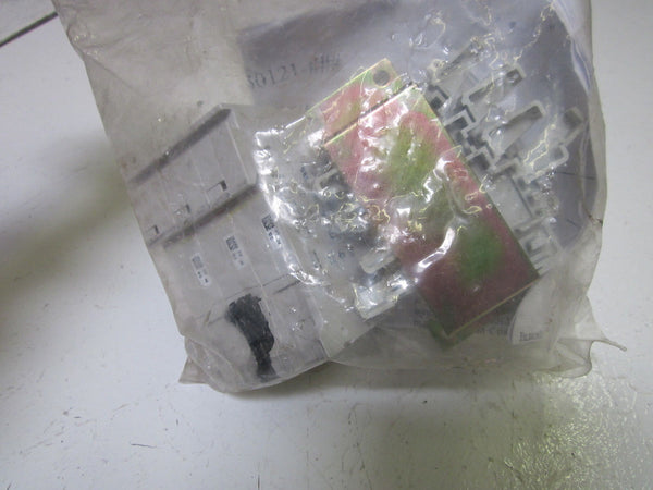 ABB 250121-001 CIRCUIT BREAKER KIT NSMP