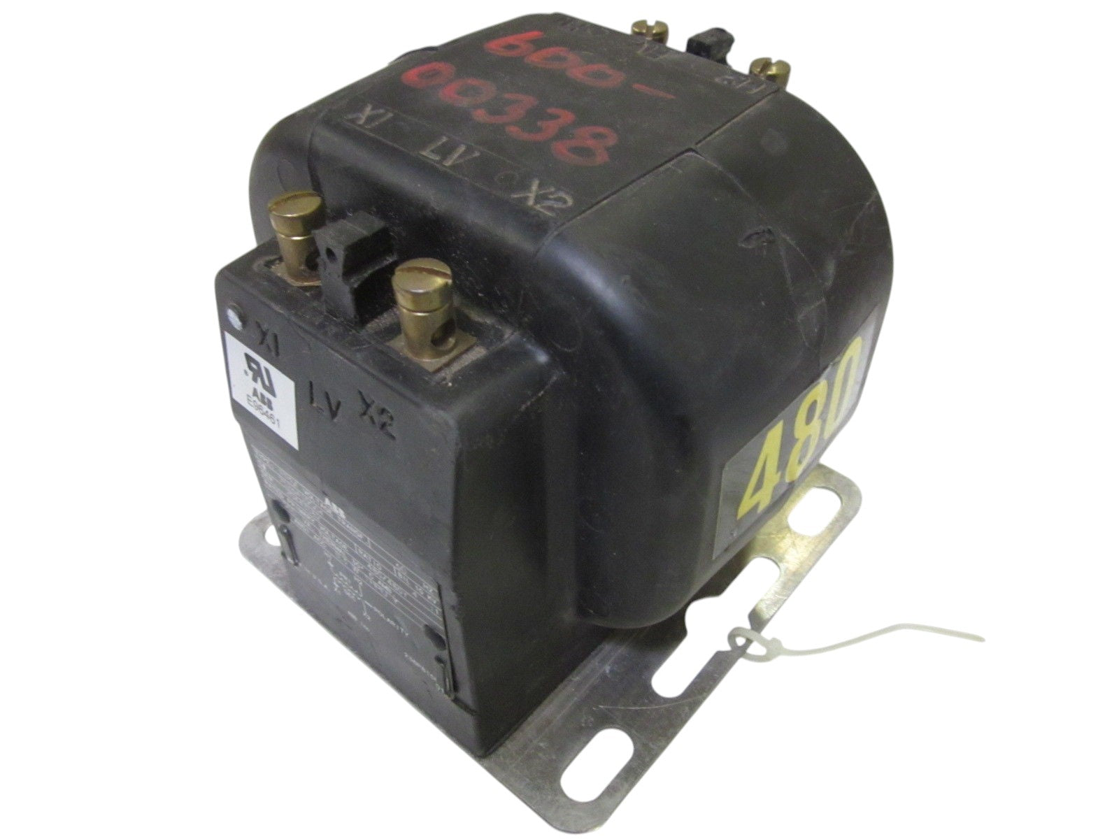 ABB 7526A10G04 480V CURRENT TRANSFORMER UNMP