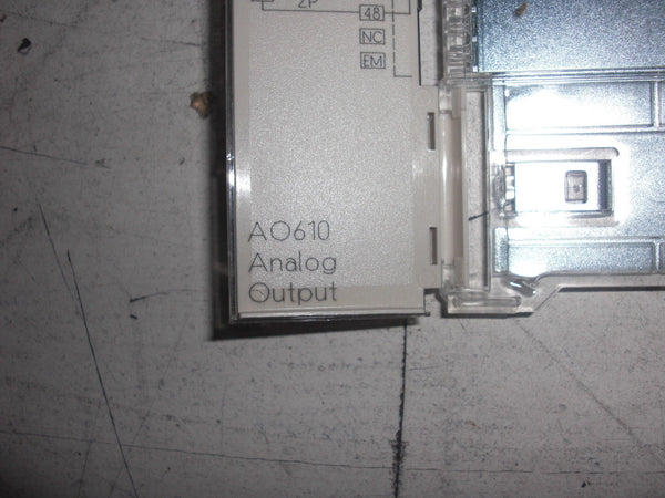 ABB AO610 3BHT300008R1 ANALOG OUTPUT MODULE UNMP