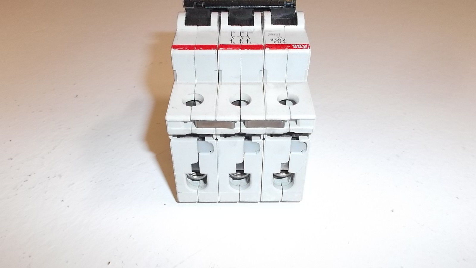 ABB BREAKER S283-263A UNMP
