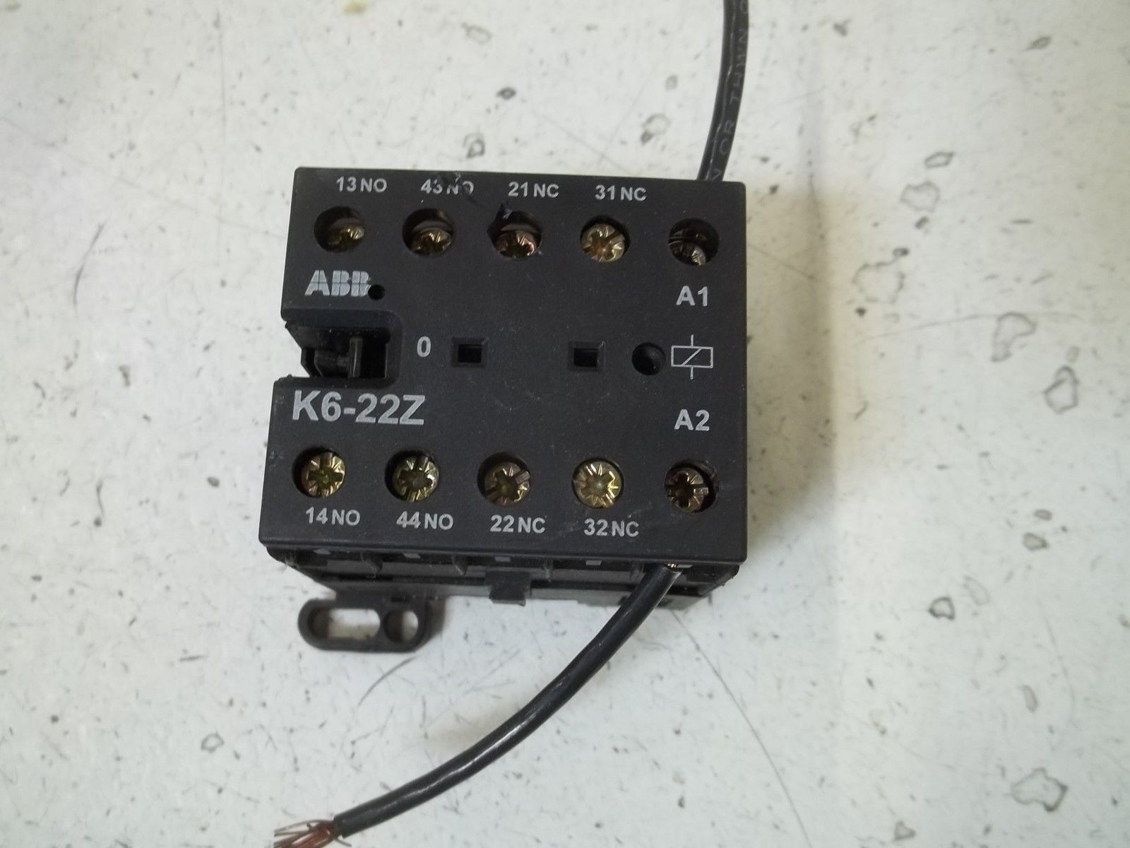 ABB K6-22Z MINI CONTROL RELAY UNMP