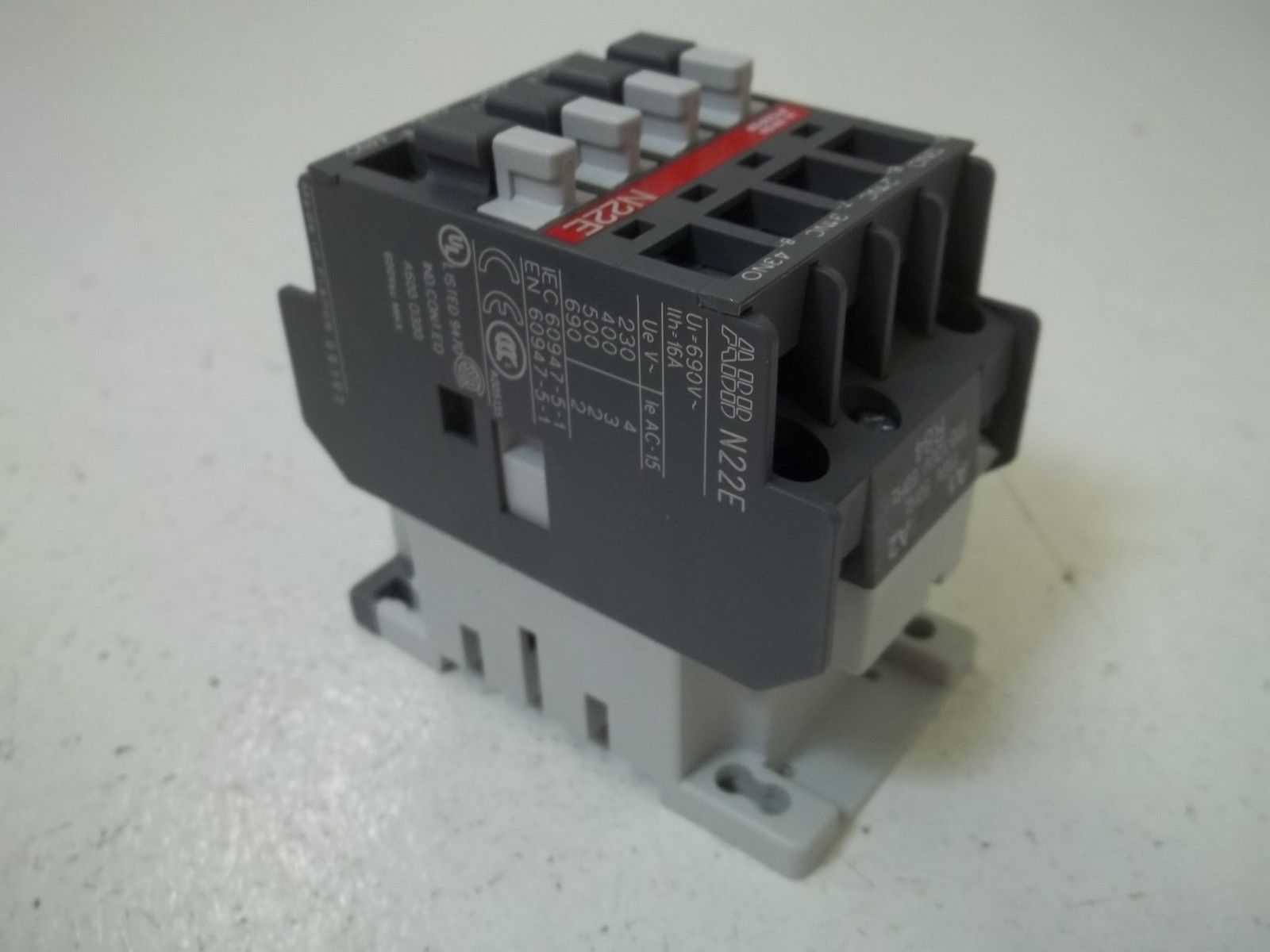 ABB N22E 1SBH141001R8422 CONTACTOR RELAY 110-120V  NSMP
