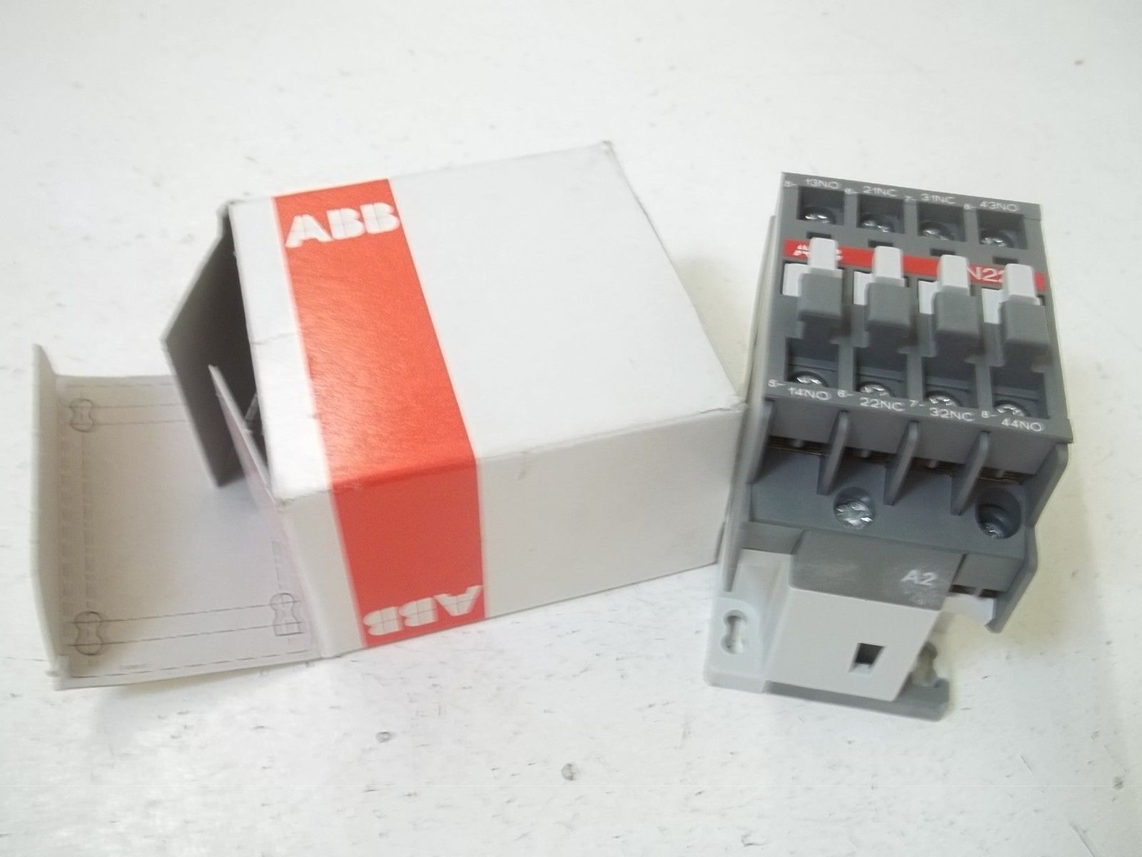 ABB N22E 1SBH141001R8422 CONTACTOR RELAY 110-120V  NSMP