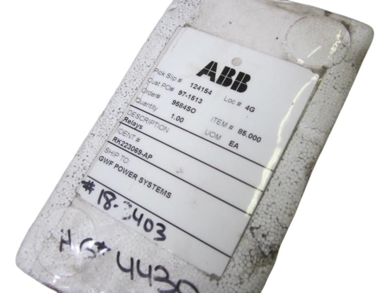 ABB RK 223 069-AP125V AUXILIARY RELAY NSMP