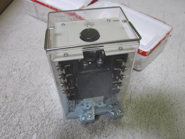 ABB RK 223 069-AP125V AUXILIARY RELAY NSMP