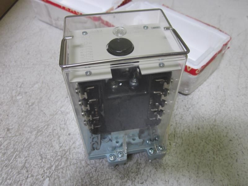 ABB RK 223 069-AP125V AUXILIARY RELAY NSMP