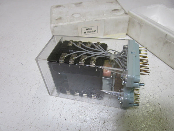 ABB RK 233 070-AP RELAY 125V UNMP