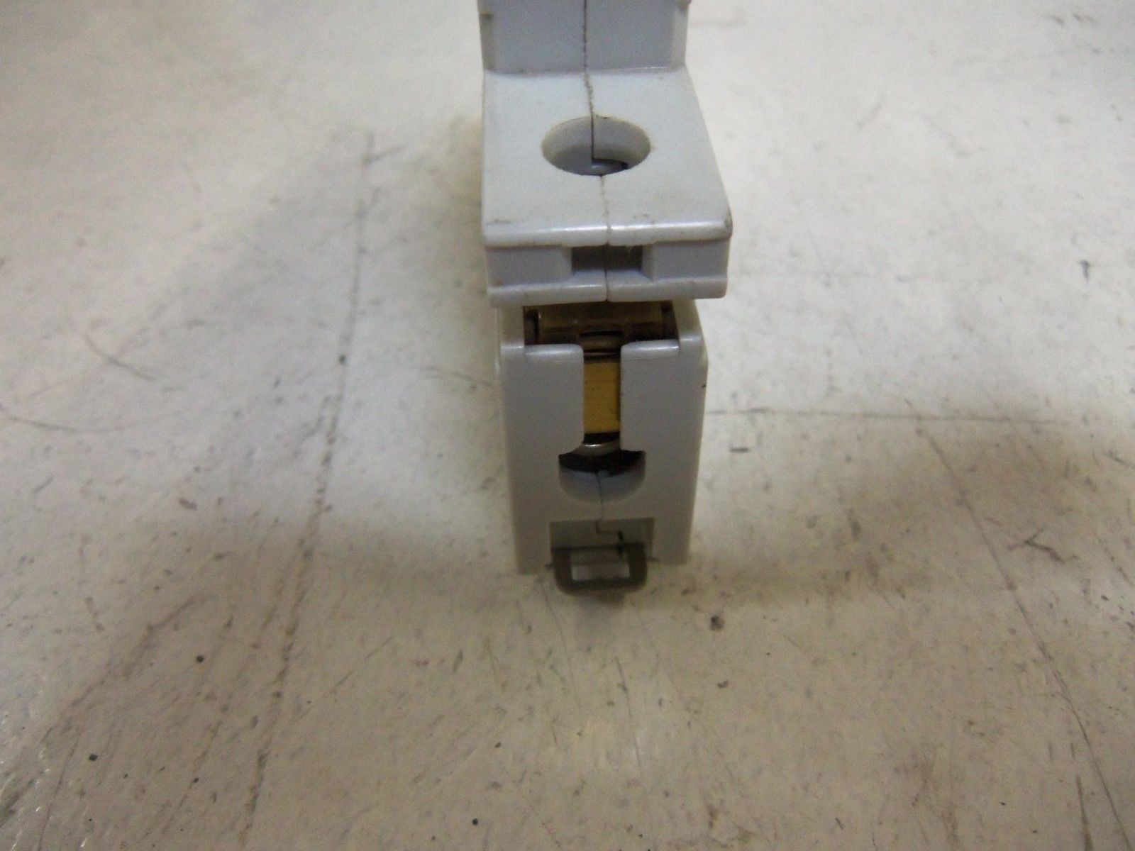 ABB S261-B6 CIRCUIT BREAKER 6A UNMP