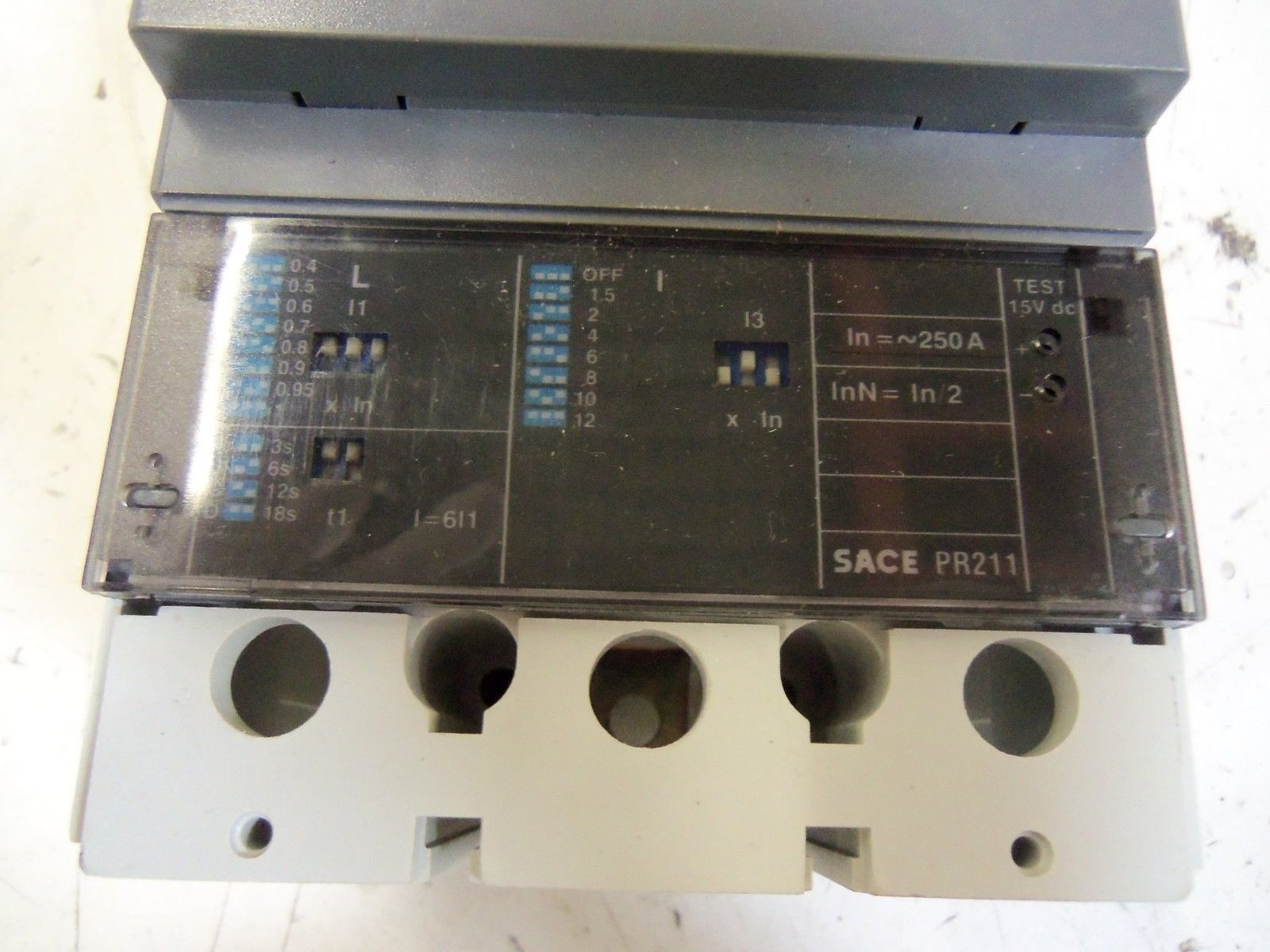 ABB SACE S44 250A  UNMP