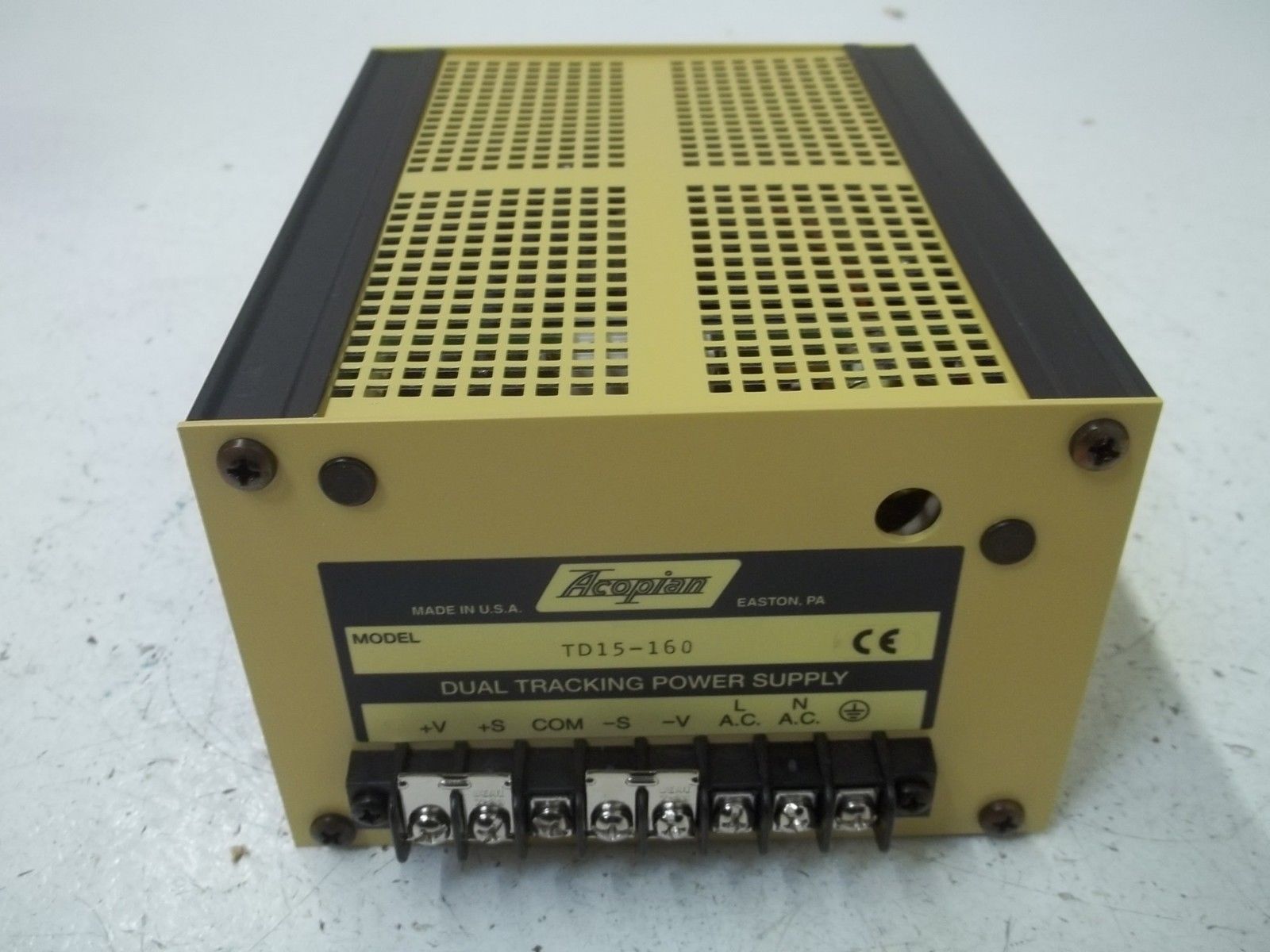 ACOPIAN TD15-160 DUAL TRACKING POWER SUPPLY NSMP