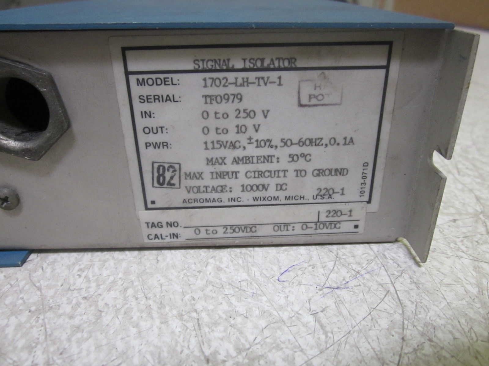 ACROMAG 1702-LH-TV-1 SIGNAL ISOLATOR 0-10VDC  UNMP