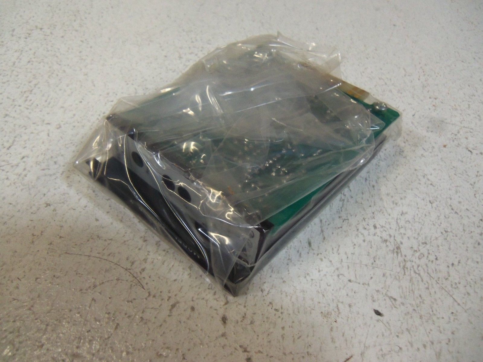 ACROMAG INPUT MODULE 1822-P-Y NSMP