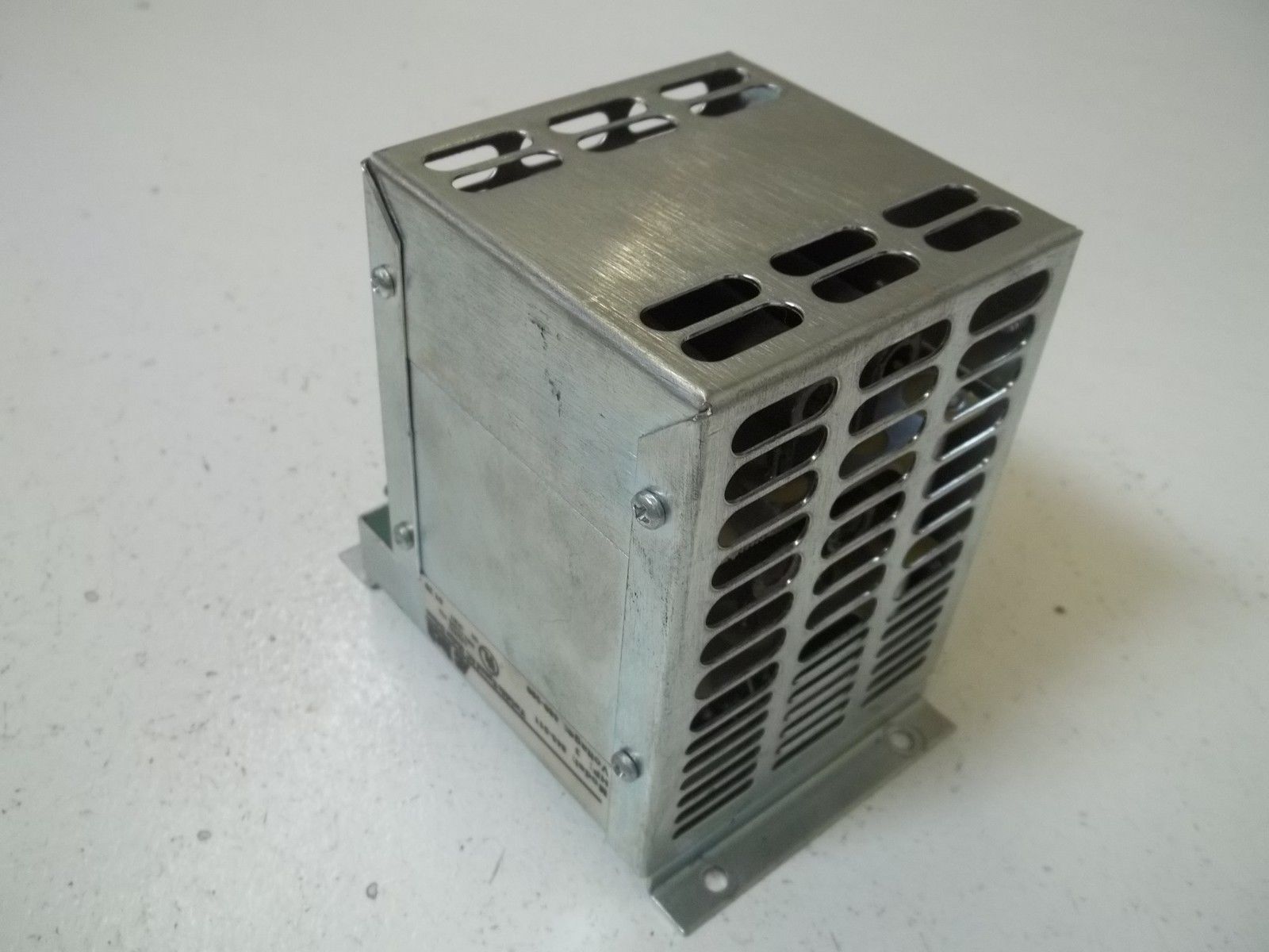 AC TECH 845-511 VARIABLE SPEED AC MOTOR DRIVE UNMP