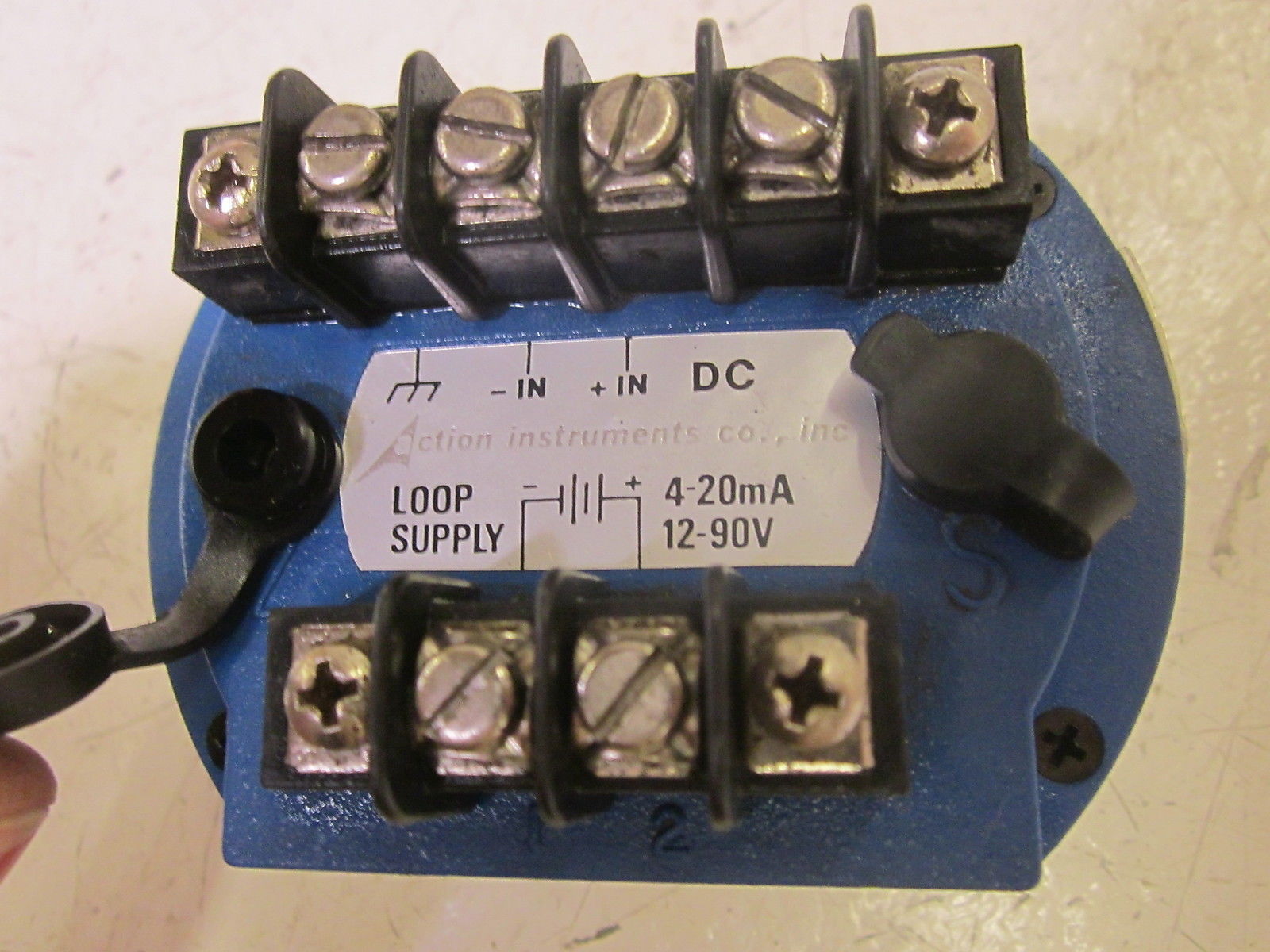 ACTION INSTRUMENTS T601-0125N-CS TRANSMITTER 120VAC UNMP