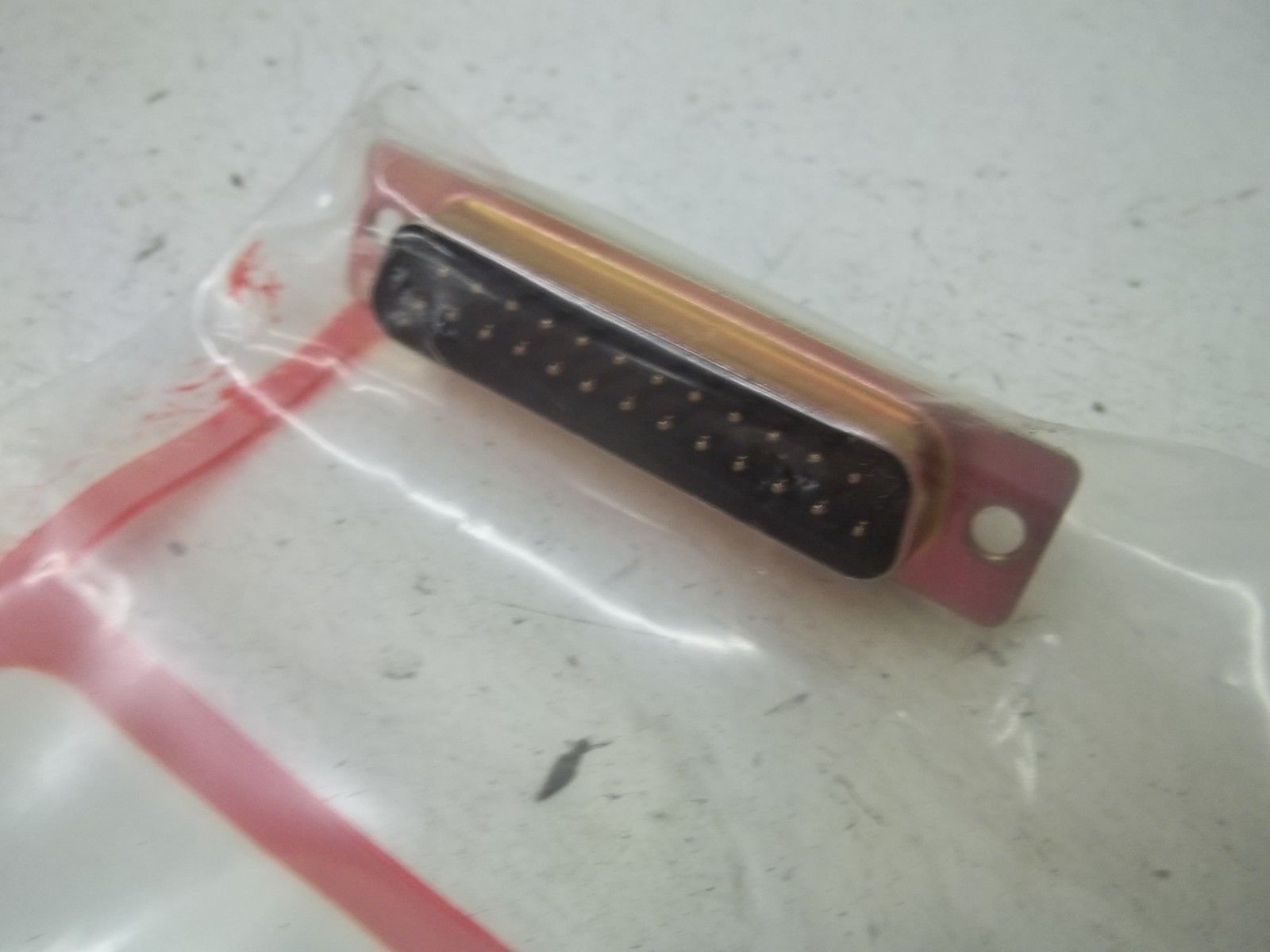 ACTIVE D25P-TG 25 PIN D-SUB MALE W/PINS NSMP