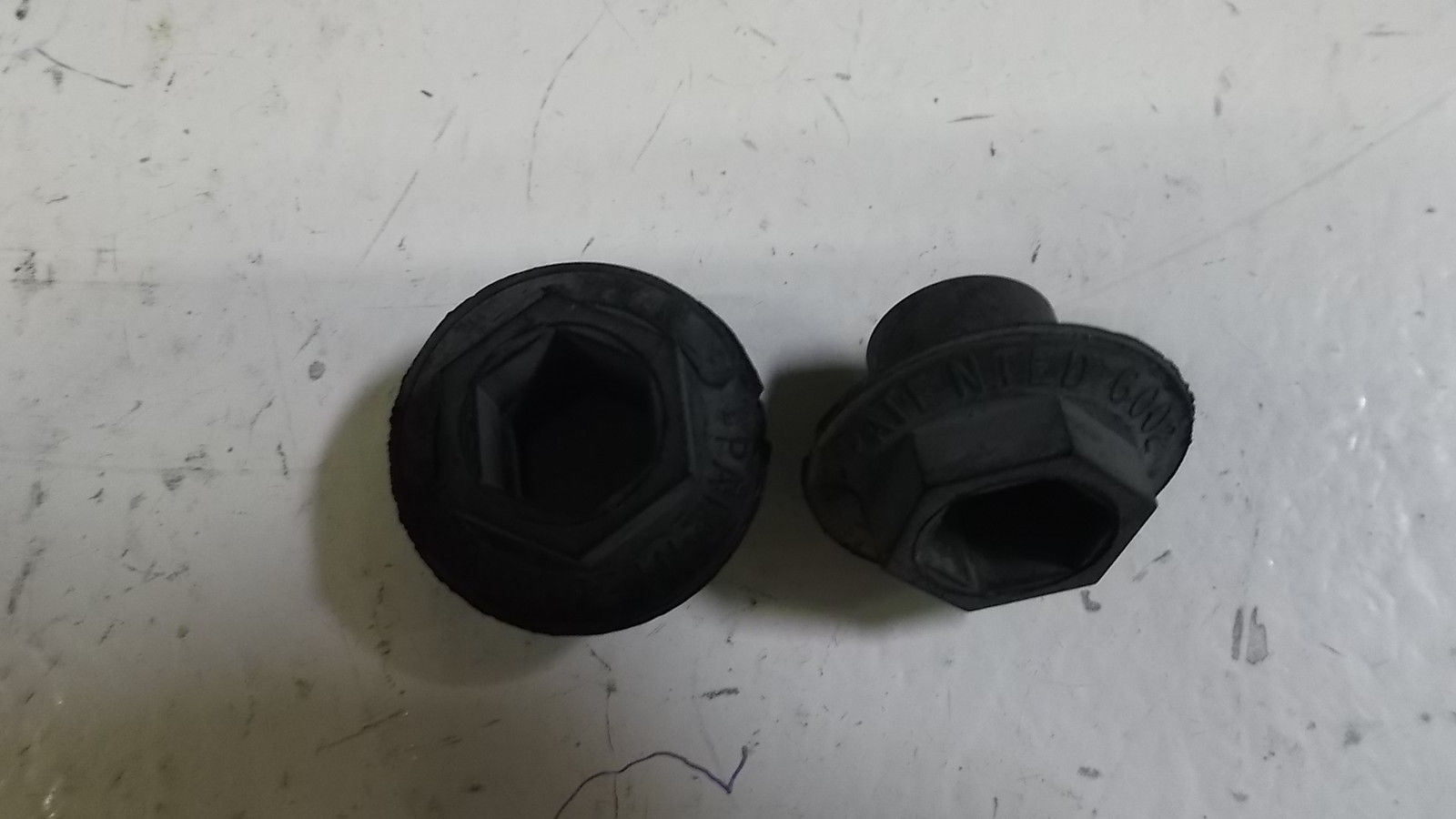 ADAPTER, 15MM INSERT BEARING TO 7/13 HEX 350816 NSNP