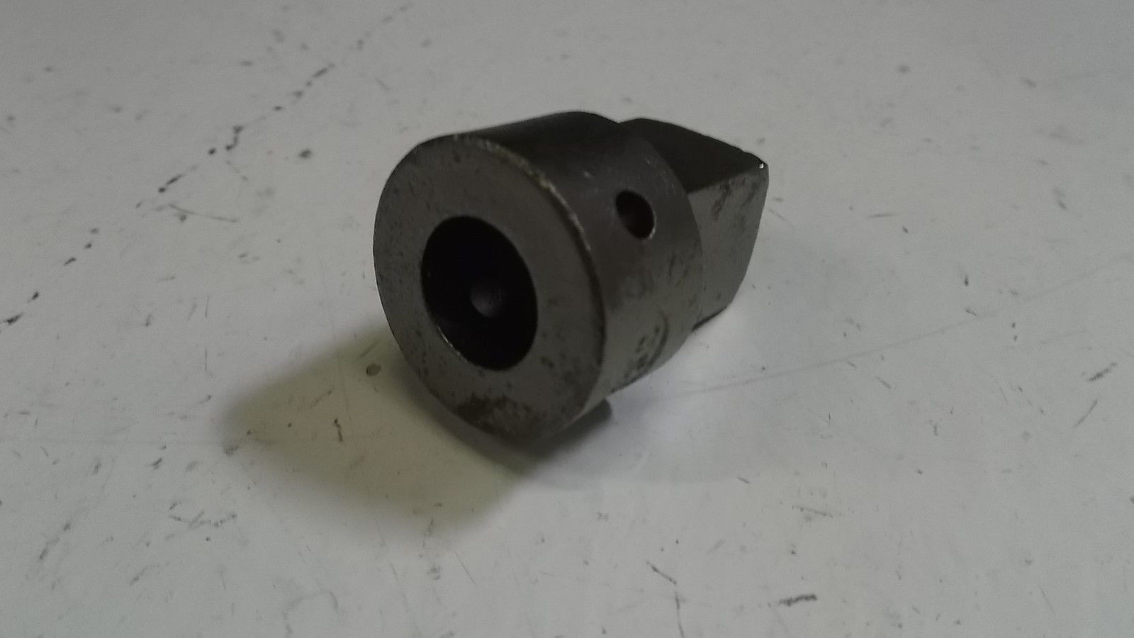 ADAPTER, END SCREW 333B832 NSNP