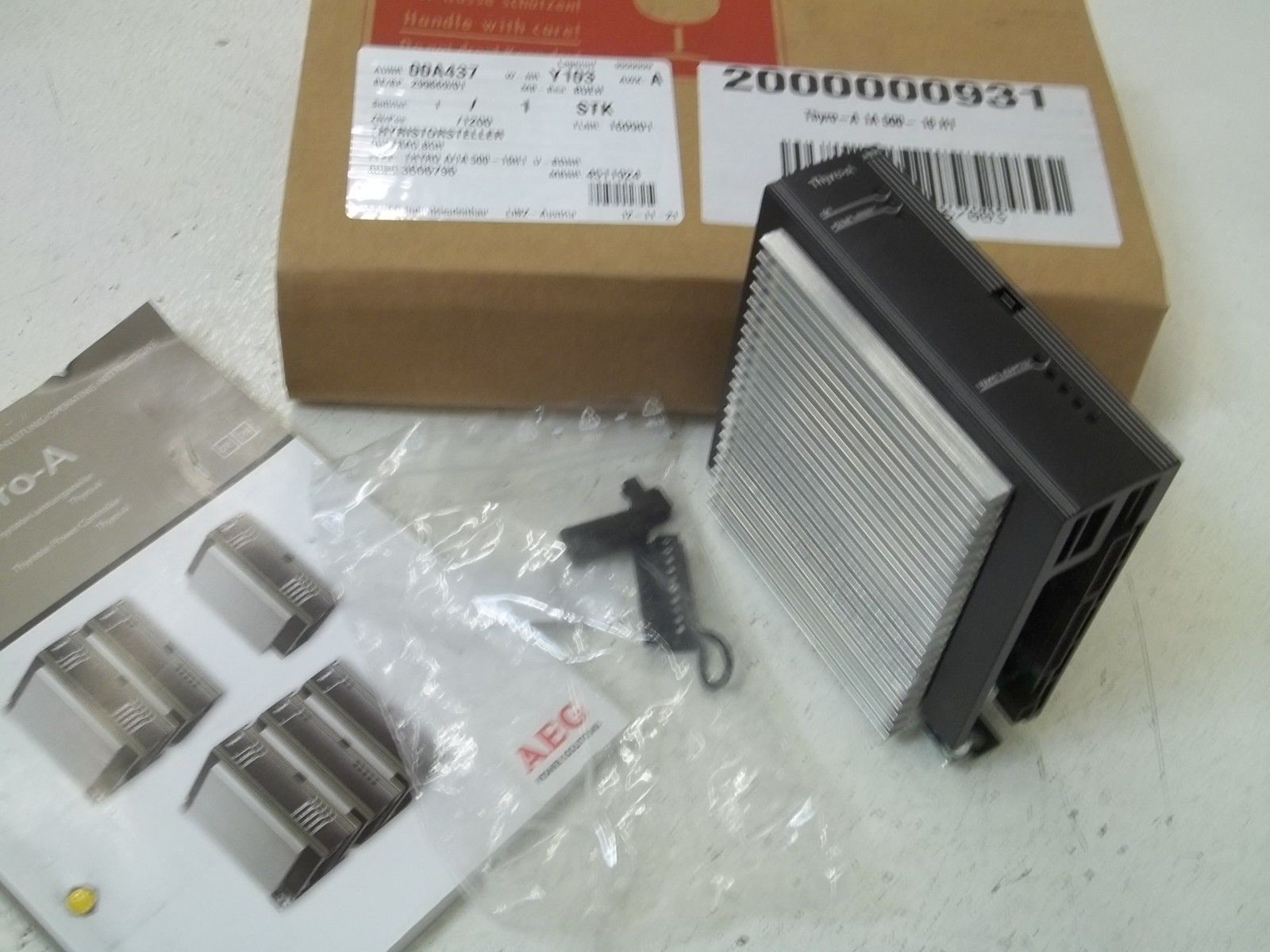 AEG THYRO-A1A500-16H1  UNIVERSAL THYRISTOR POWER CONTROLLER NSMP