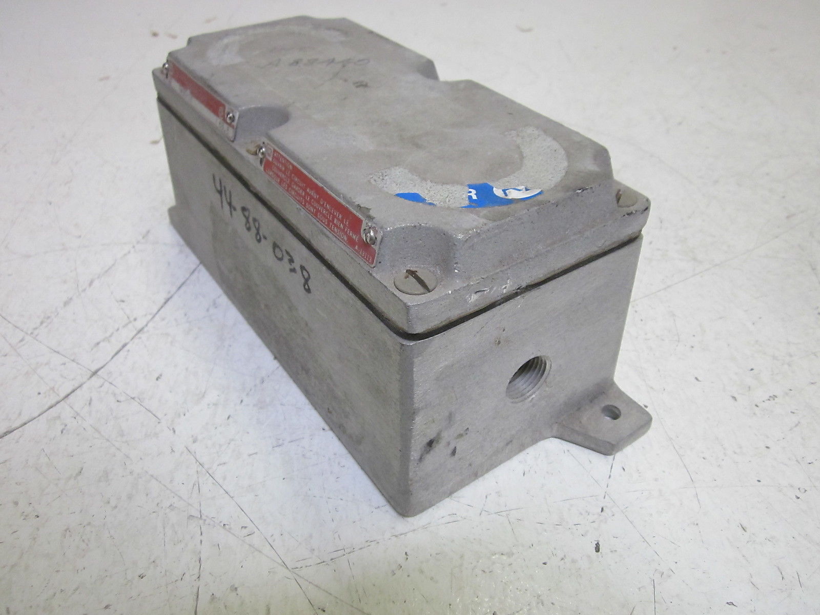 AGAR CORP. PS-201-RL-420 ENCLOSURE ( AS PICTURED) UNMP