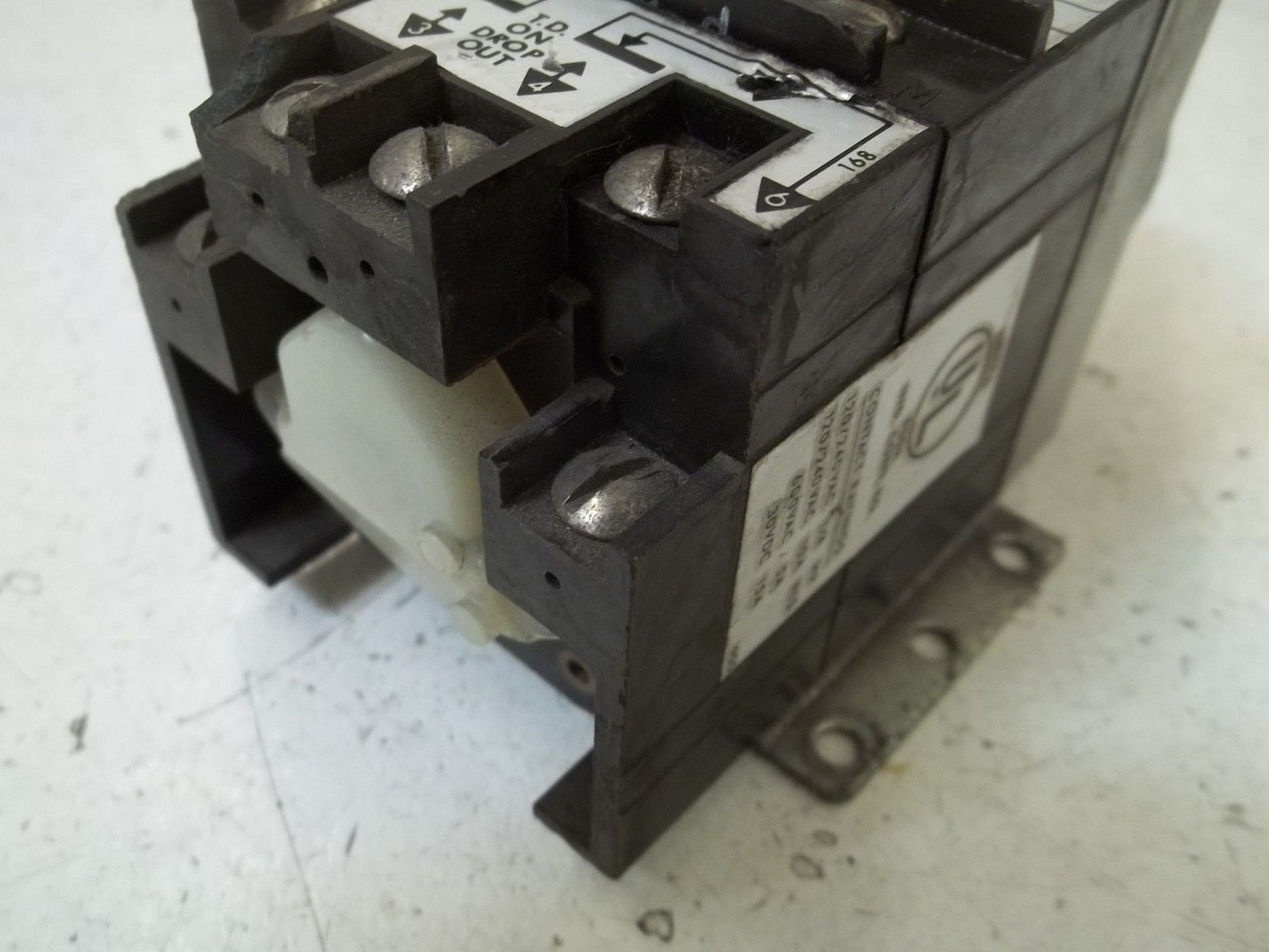 AGASTAT 7022PC TIMING DELAY 120VDC 1.5-15 SEC. (AS PICTURED)UNMP