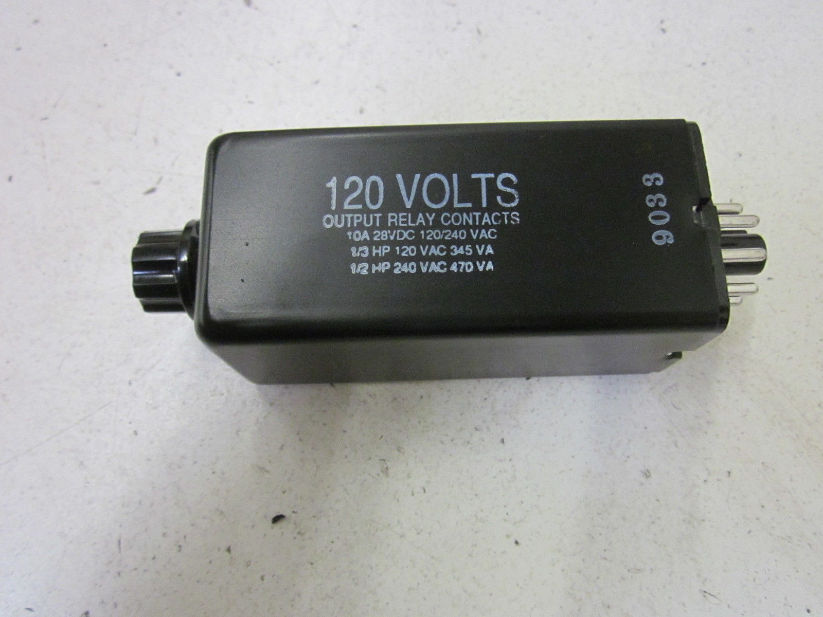 AIROTRONICS TDD1006A1 TIME DELAY RELAY .2-6 SEC. NSMP