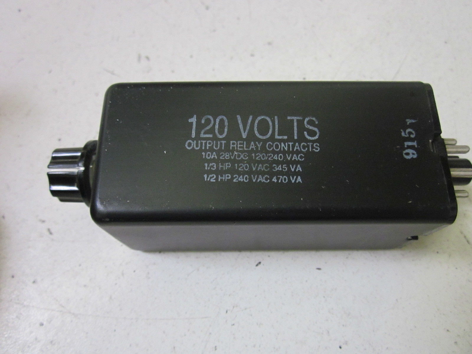 AIROTRONICS U-TDQ100A1 TIME DELAY RELAY .2-6 SEC. NSNP