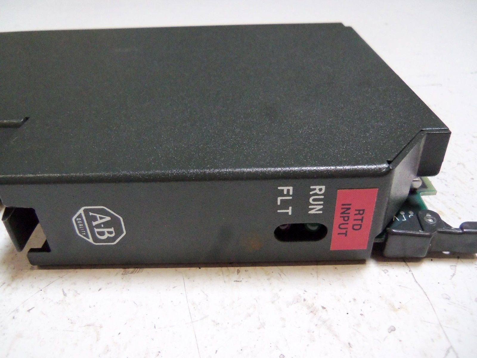 ALLEN BRADLEY 1770-IR SERIES A UNMP