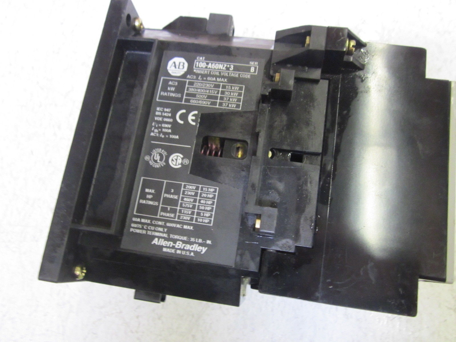 ALLEN BRADLEY 100-A60NZ243 SER. B CONTACTOR 24VDC UNMP