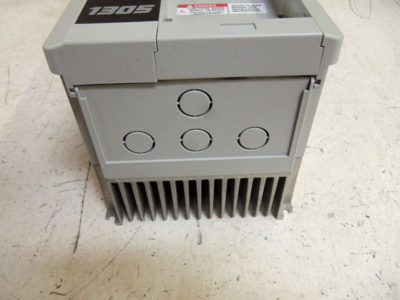 ALLEN BRADLEY 1305-BA01A-HA2 SER. C AC DRIVE (NO KEYPAD) NSMP