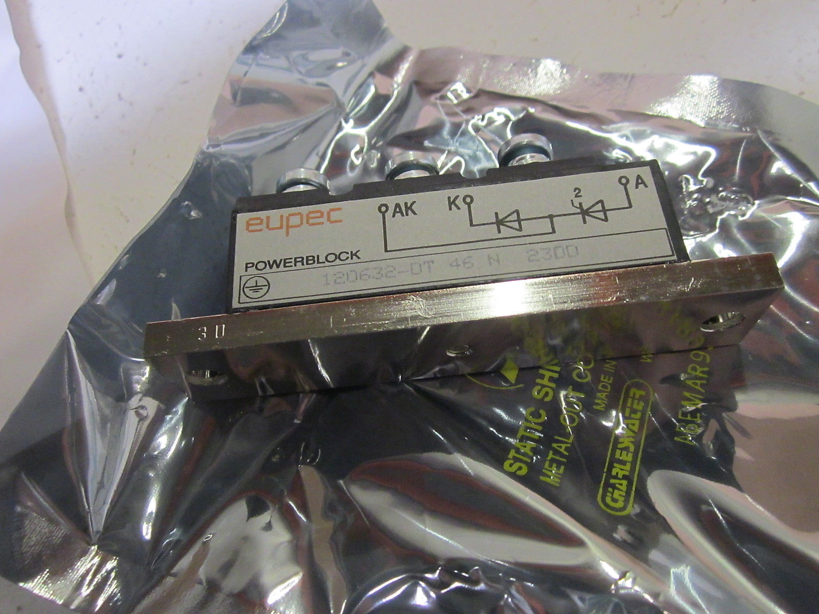 ALLEN BRADLEY 135773 REV.02  PRECHARGE SW KIT NSMP