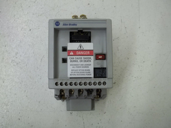 ALLEN BRADLEY 160-BA04NSF1 SER. A F/W 4.07 SPEED CONTROLLER (NO KEYPAD) UNMP