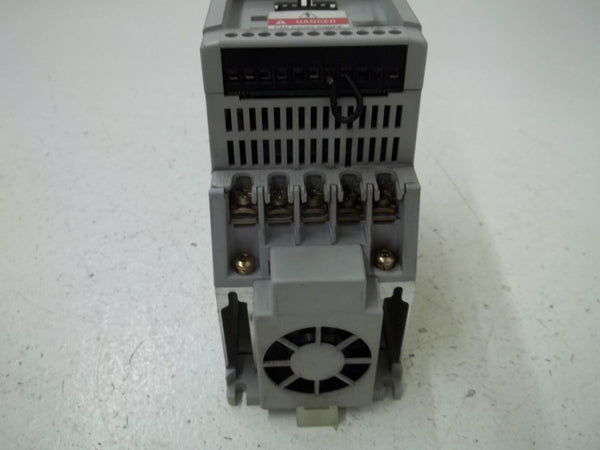 ALLEN BRADLEY 160-BA04NSF1 SER. A F/W 4.07 SPEED CONTROLLER (NO KEYPAD) UNMP