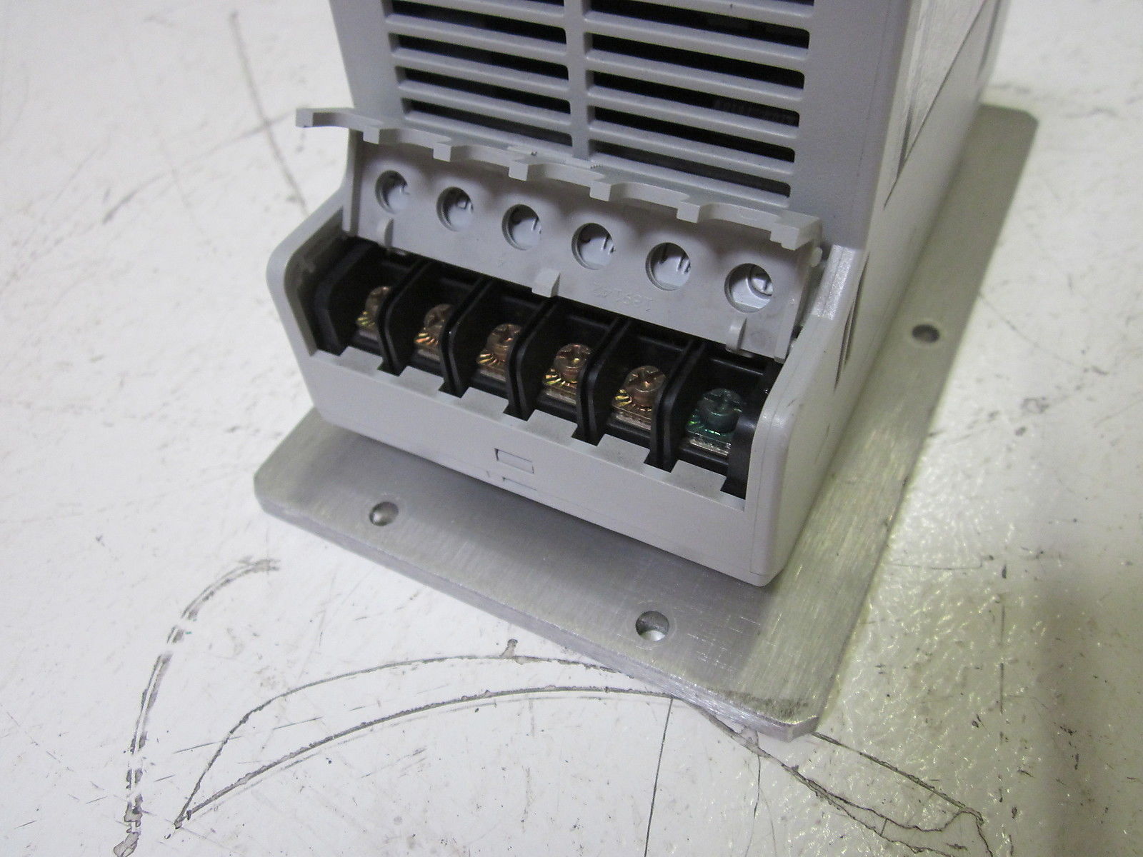 ALLEN BRADLEY 160-NX3 SER. C F/W 7.06 SPEED CONTROLLER (AS PICTURED) UNMP