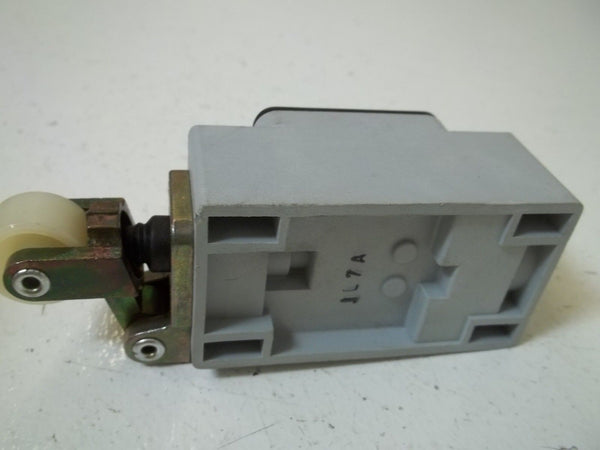 ALLEN BRADLEY  802A-C14P4-S7 SER. A LIMIT SWITCH UNMP