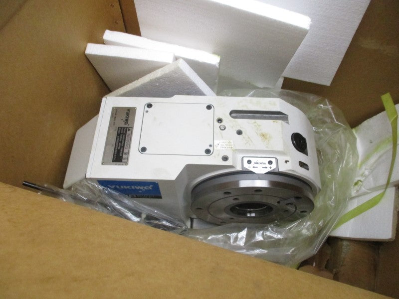 YUKIWA CNC ROTARY TABLE JNC200L NSMP