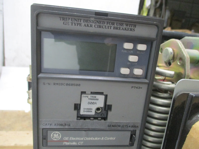 GENERAL ELECTRIC AKRU-10D-30 LSI TRIP UNIT A208LSIG 600VAC 800A NSNP
