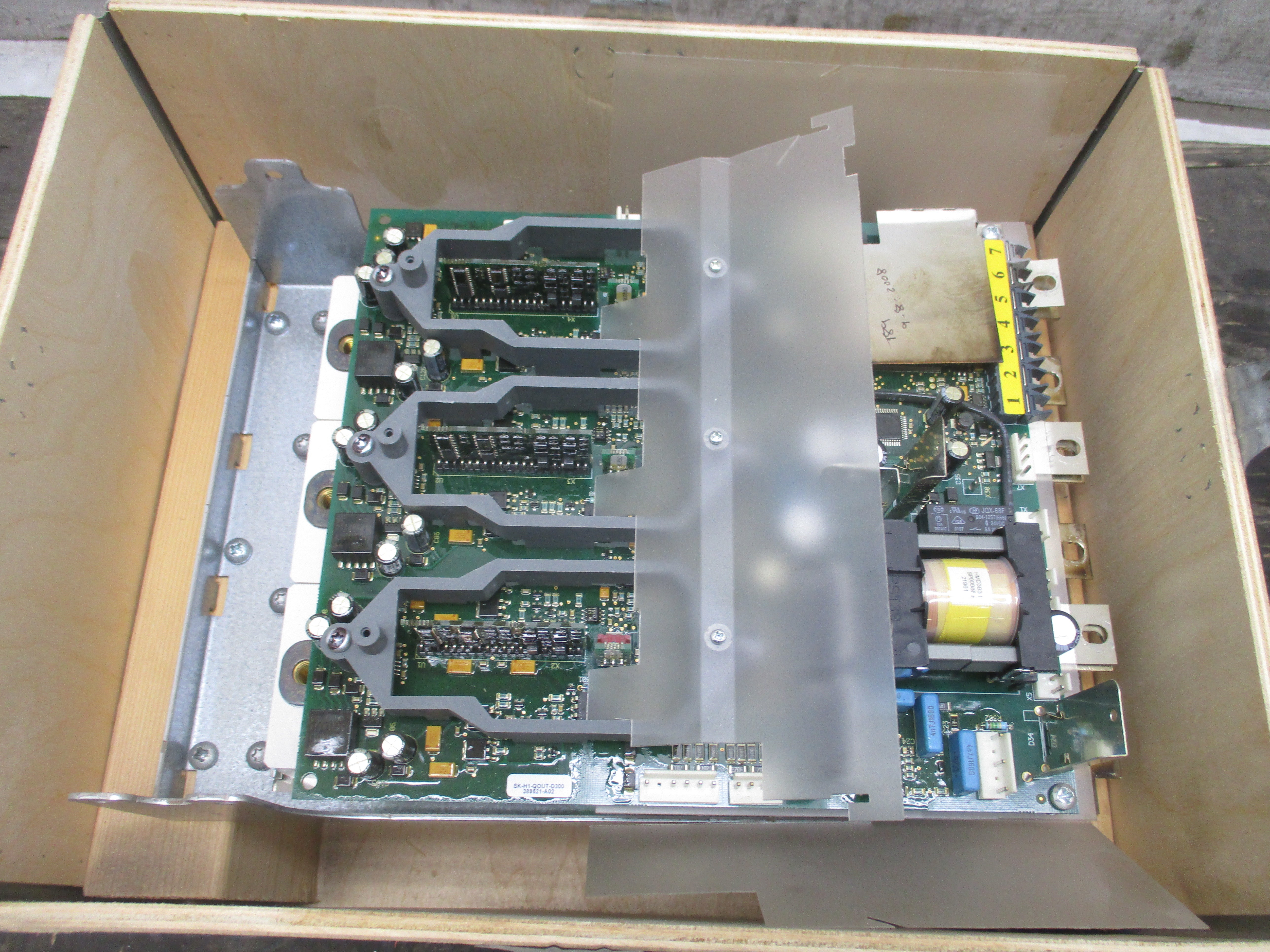 ALLEN BRADLEY SK-H1-QOUT-D300 SER. A 300A NSMP