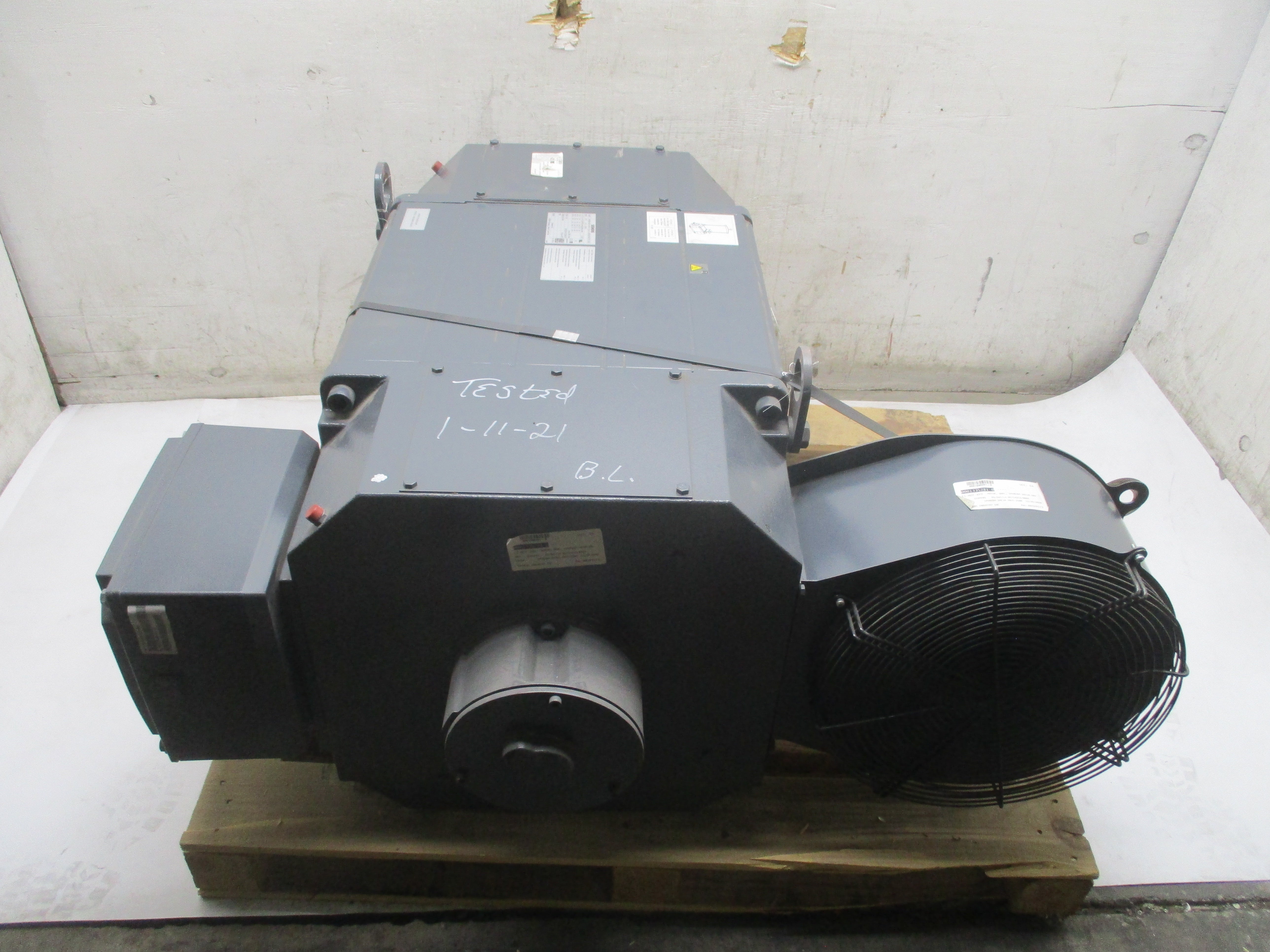 SIEMENS 1PH8284-1MC10-2BU1-Z 500V 240A NSNP