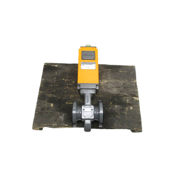 MAXON SERIES 8000 300C8121-BA22-B2A01 SER. 8000 120VAC 70-100PSI NSNP