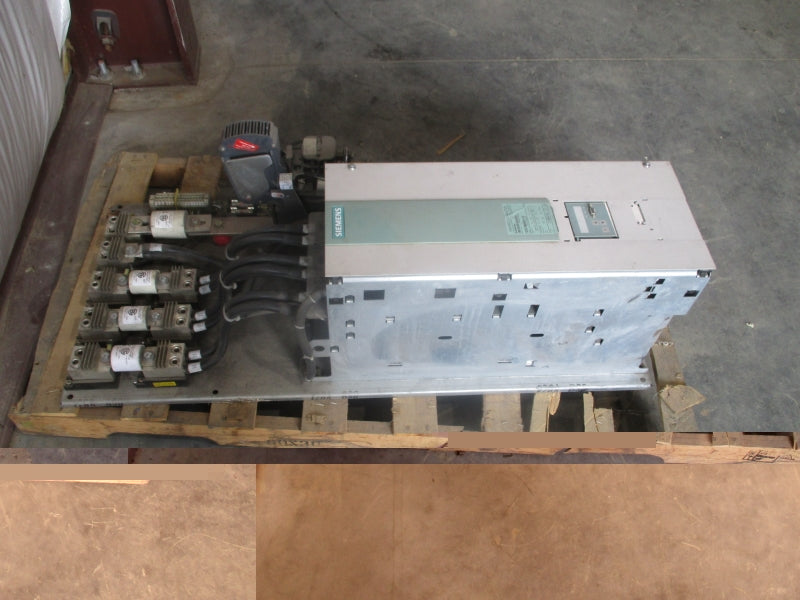 SIEMENS 6RA7087-6FV62-0-Z 460V 30A (AS PICTURED) UNMP