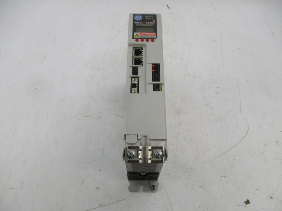 ALLEN BRADLEY 2198-H040-ERS SER. A F/W 7.001 24VDC 2.8A NSMP
