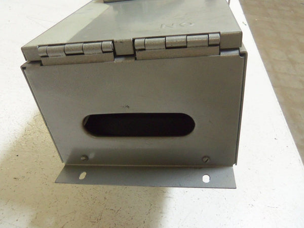 ELECTRICAL OUTLET QMB3620 PANEL BOARD SWITCH UNMP