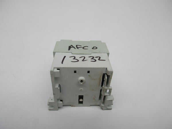 ALLEN BRADLEY 100-M05NZ243 SER. A 24VDC UNMP