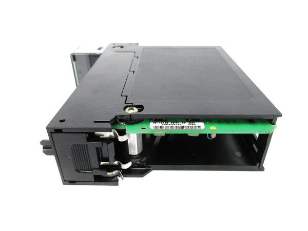 ALLEN BRADLEY 1756-OA16 SER. A F/W 2.3 120/240VAC 0.5A NSNP