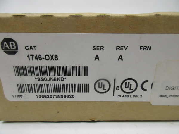ALLEN BRADLEY 1746-OX8 DIGITAL OUTPUT MODULE SER. A NSFS